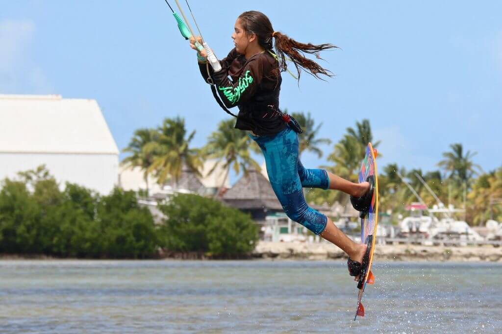 femme kitesurf